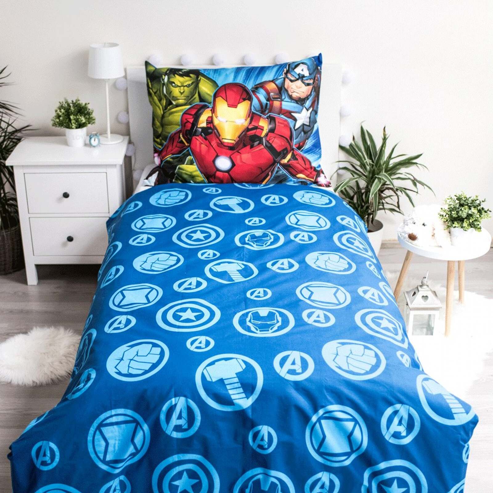 JERRY FABRICS Povlečení Avengers Brands 02 140/200, 70/90