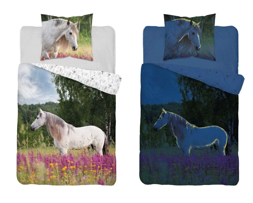 POVLEČENÍ Kůň na louce svítící > varianta DL-032312