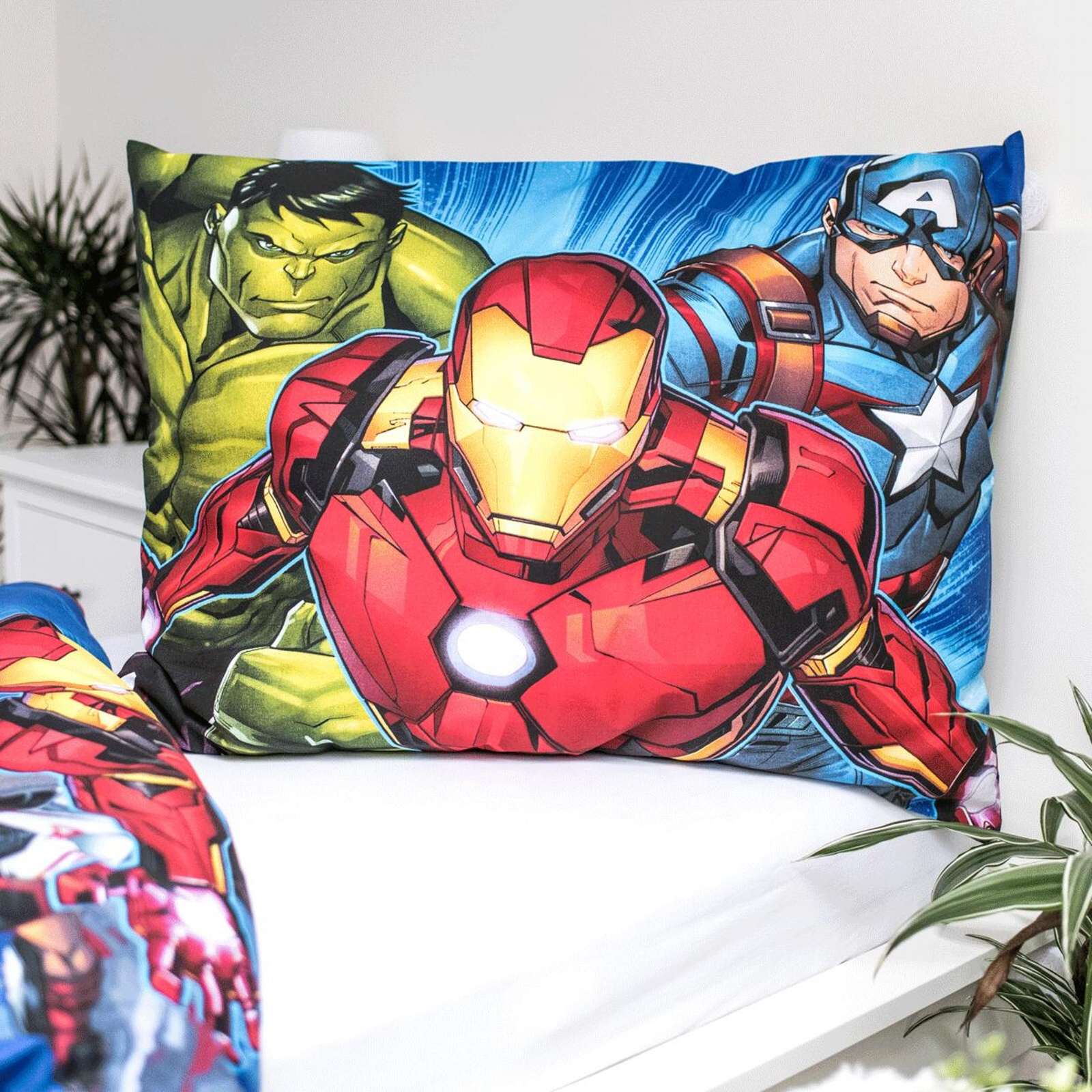 JERRY FABRICS Povlečení Avengers Brands 02 140/200, 70/90