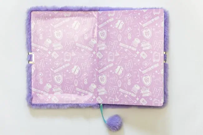 PAMÁTNÍK/ZÁPISNÍK S VISACÍM ZÁMKEM A5/96 LISTŮ MONSTER HIGH, LINKOVANÝ