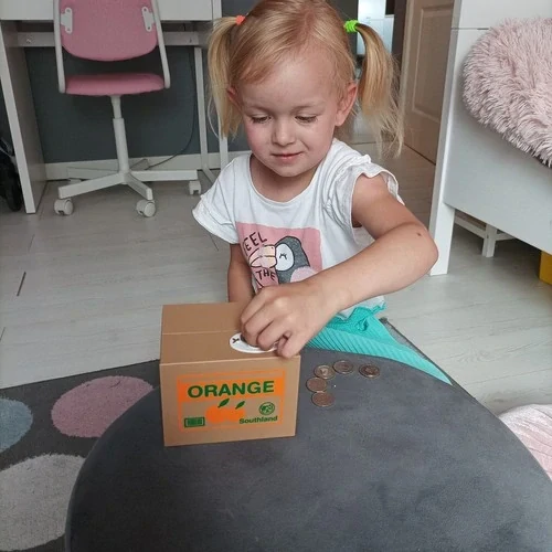 Iso interaktivní pokladnička kočička zlodějka mincí