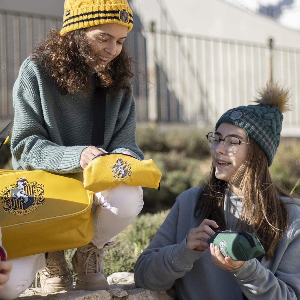 JEDNOKOMOROVÝ POUZDROVÝ PENÁL HARRY POTTER, uni