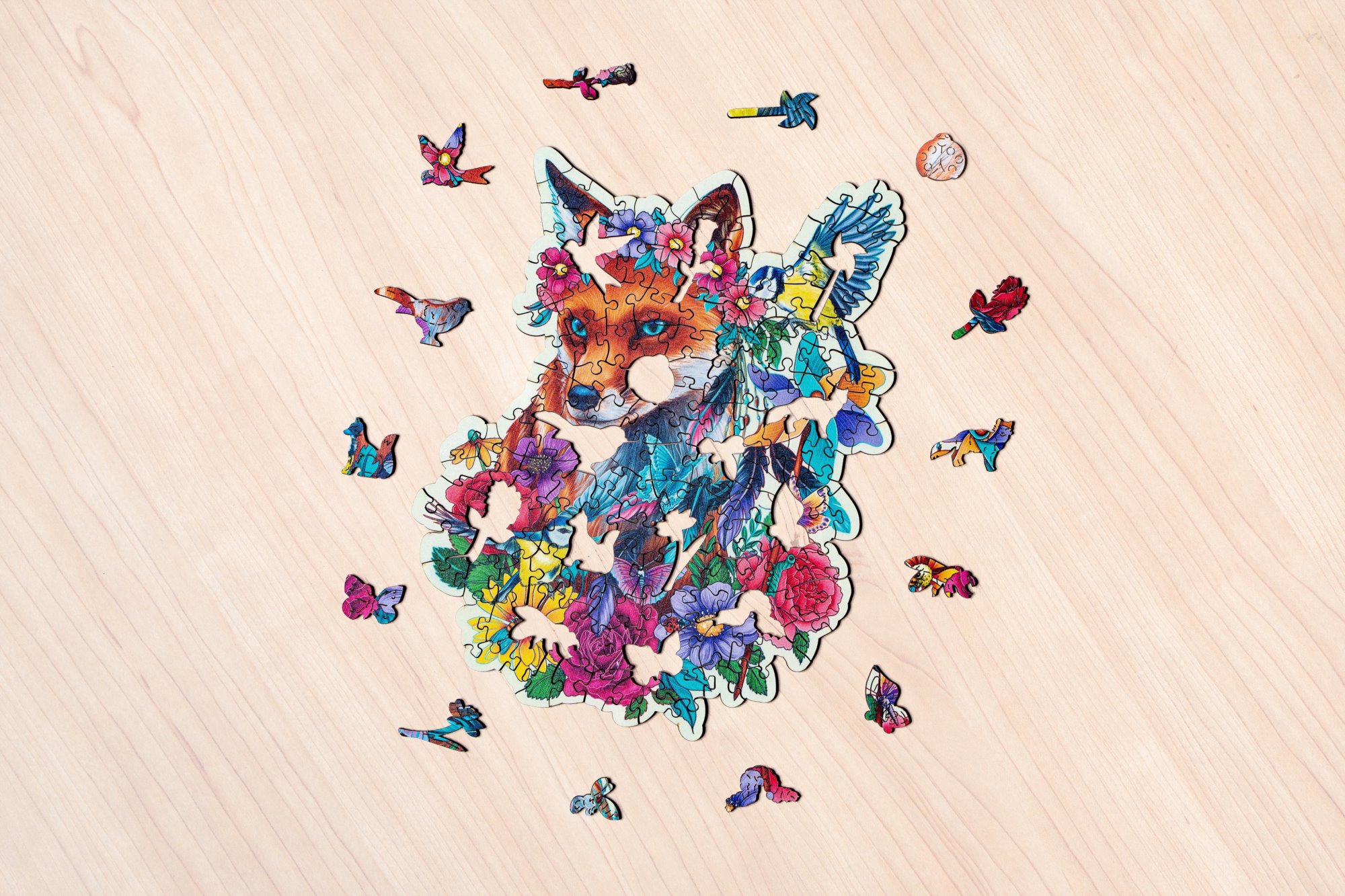 RAVENSBURGER Dřevěné obrysové puzzle Barevná liška 150 dílků