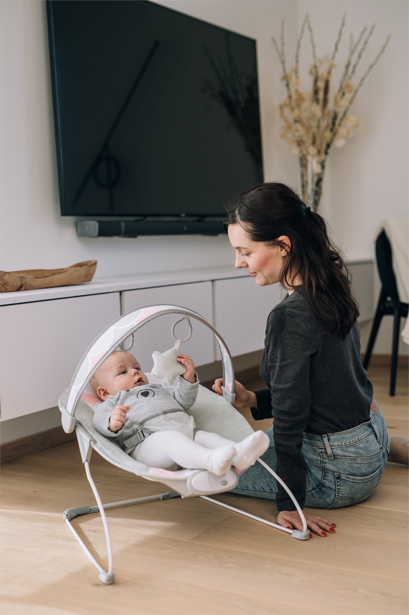 FreeON Kojenecké lehátko vibrující Enjoy Pink