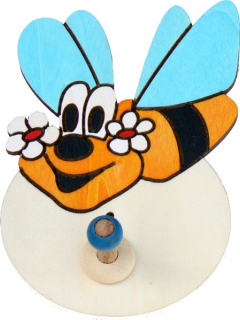 DŘEVĚNÝ VĚŠÁK ČMELÁK
